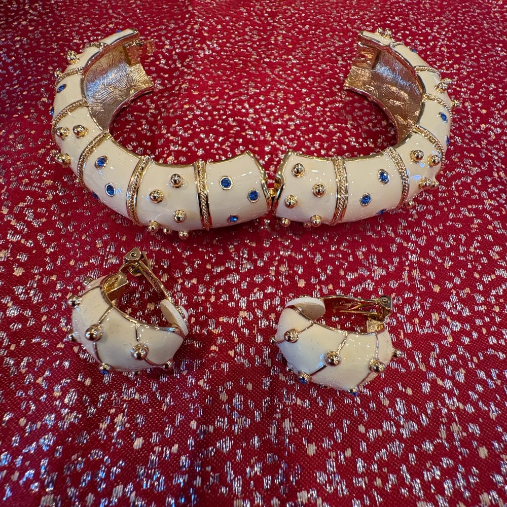 Bracelet & earring set Camrose & Kross Jacqueline Kennedy collection